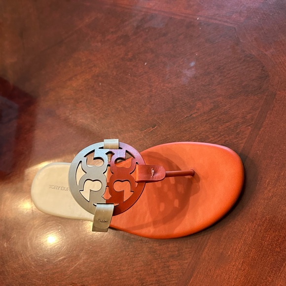 New 2024. Tory Burch sandals sold separately! - Picture 10 of 16